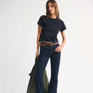 Abercrombie Women's Essential Polished Body-Skimming Tee
